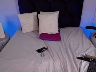 gin-fox Live Webcam on CamSoda