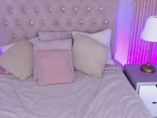 gin-fox Live Webcam on CamSoda
