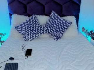 gin-fox Sex Cam Show
