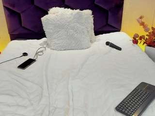 gin-fox live webcam show