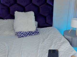 gin-fox live webcam show