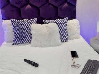gin-fox live webcam show