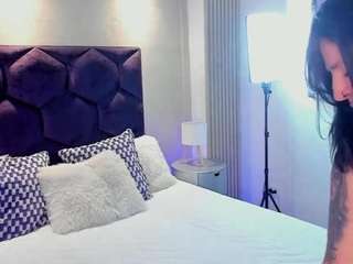 gin-fox live webcam show