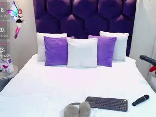 Gin's Live Sex Cam Show