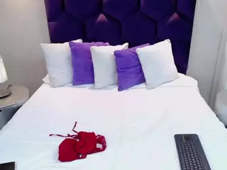 Gin's Live Sex Cam Show