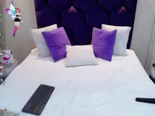 Gin's Live Sex Cam Show