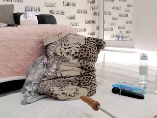 sweetdaiana23's Live Sex Cam Show