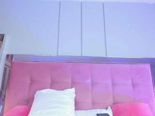 ahincale from CamSoda is Freechat
