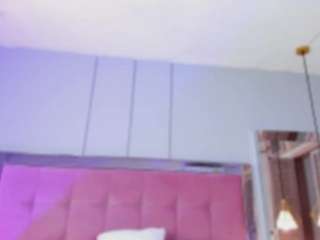 ahincale's CamSoda show and profile