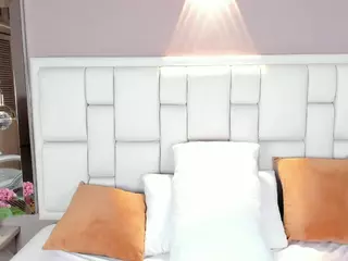 Ahincale's Live Sex Cam Show