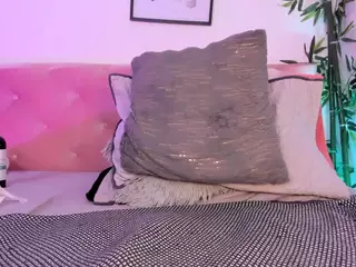 EMMA's Live Sex Cam Show