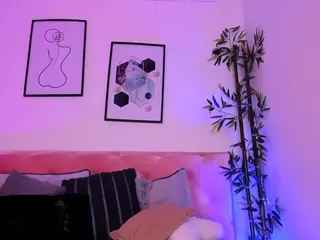 EMMA's Live Sex Cam Show