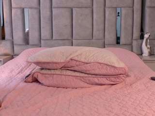 Live webcam model karla-hudsson on Soda Cams