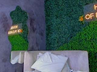 karla-hudsson webcam