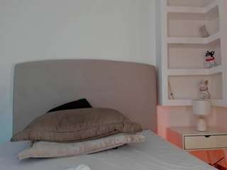 Live webcam model karla-hudsson on Soda Cams