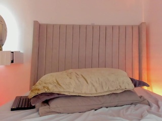 Live webcam model karla-hudsson on Soda Cams