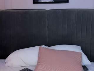 Karla Hudsson live cam