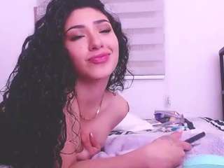 vanessa-bh Live Webcam on CamSoda