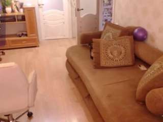 lauraruth live cam profile