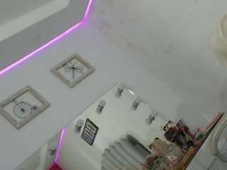 x6uldv8xdollxx Live Webcam on CamSoda