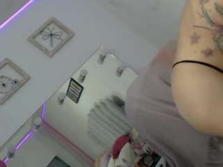 x6uldv8xdollxx Live Webcam on CamSoda