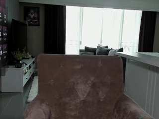 Small Tits, Petite, Hd, Young  Camiqa – Free Live Video Chat with Strangers Online