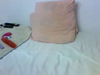 Genuine Woman live cam preview