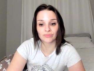 lemonadecandyyy's CamSoda show and profile