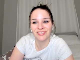 lemonadecandyyy's CamSoda show and profile