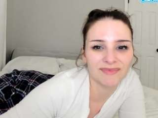 Live webcam model lemonadecandyyy on Soda Cams