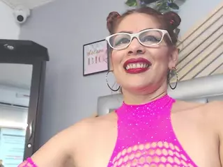 angely-owens's Live Sex Cam Show