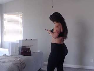 theisabellarose Live Webcam on CamSoda