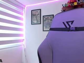 alice-rausing Live Webcam on CamSoda