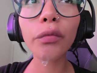 alice-rausing Live Webcam on CamSoda