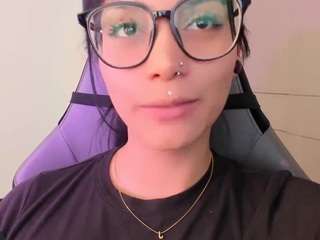 Alice-rausing live cam preview