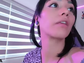 Alice-rausing's Live Sex Cam Show