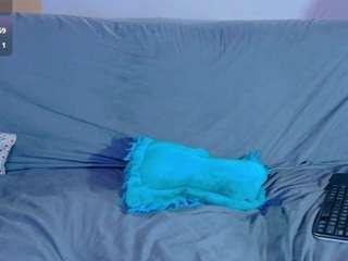 isabelle-adjanii webcam