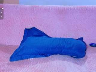 isabelle-adjanii live cam preview