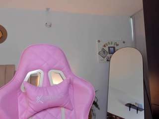  little-tequila3 chat room