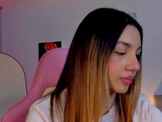 little-tequilla3 live cam