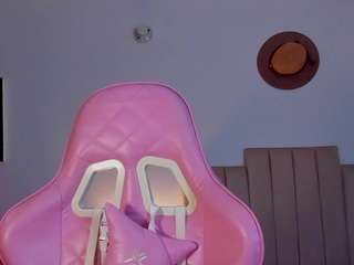 little-tequila3 live webcam show