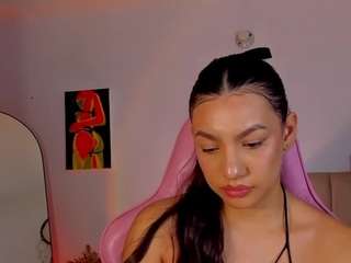 little-tequilla3 live webcam show