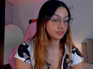 little-tequilla3 live webcam show