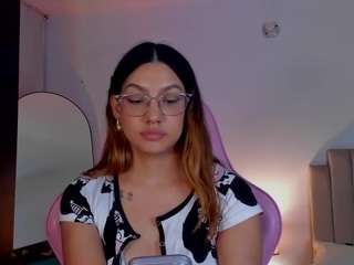 little-tequilla3 live webcam show