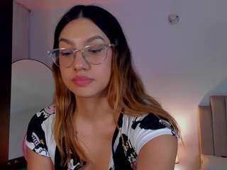 little-tequilla3 live webcam show
