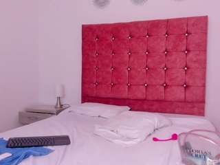 milfnaughtyy camsoda Nude Cam Home 