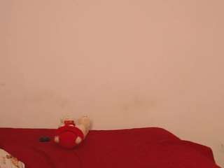 milfnaughtyy webcam model