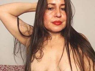 milfnaughtyy Live Webcam on CamSoda