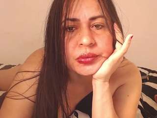 milfnaughtyy