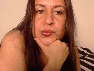 milfnaughtyy
